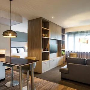 https://adagio-amsterdam-city-south.thehaguehotels.net